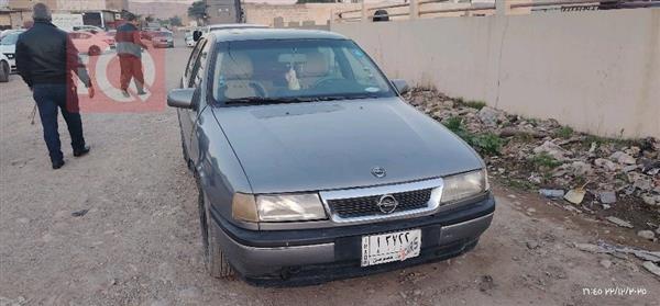 ئۆپڵ ڤێکترا 1992  بۆ فرۆشتن لە عێراق - تووز خورماتوو